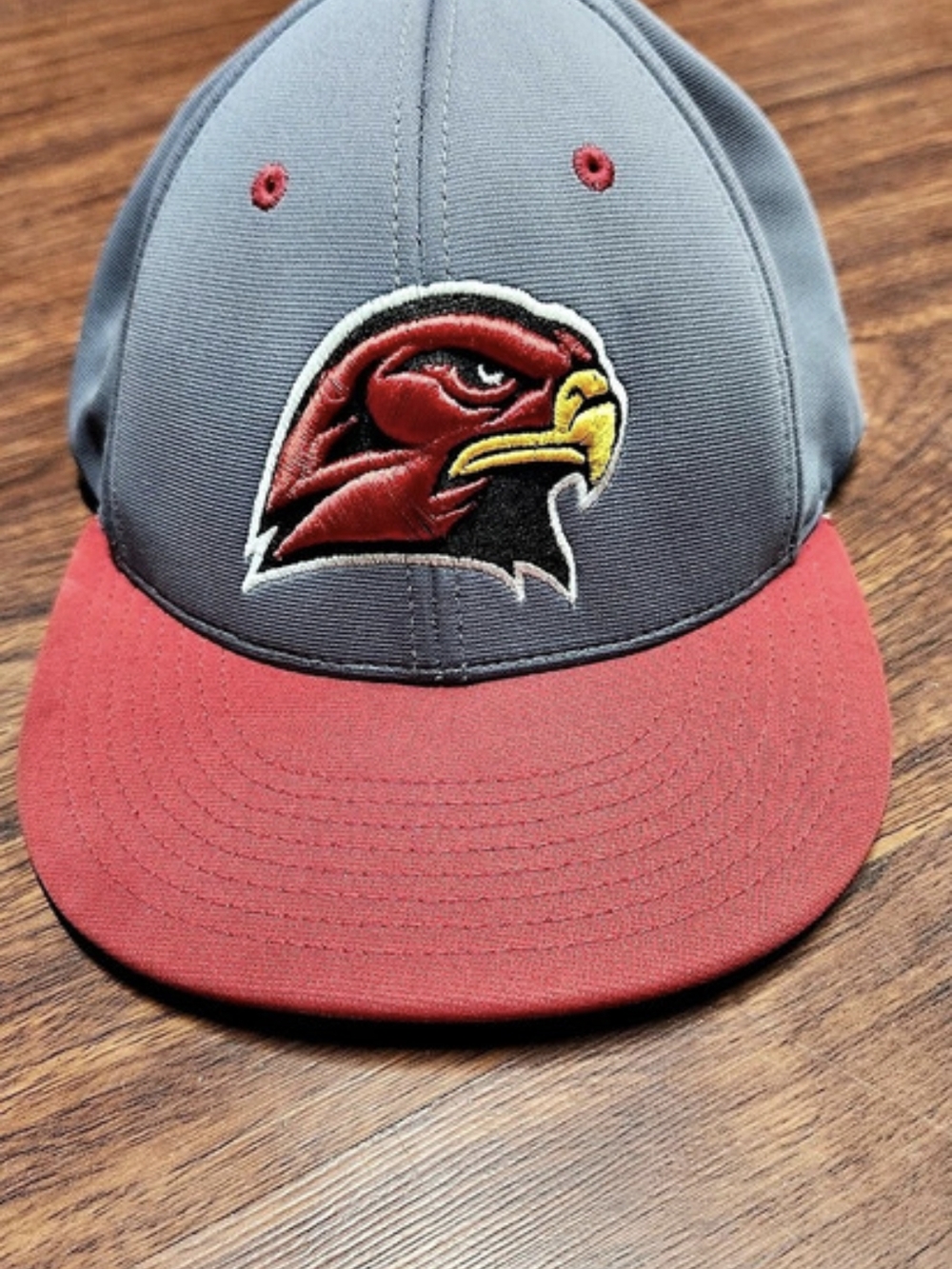 Richardson PTS20 Gray & Red Cap Like New